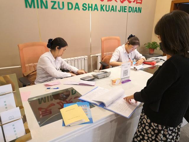 区商务局还安排工作人员对辖区备案的单用途商业预付卡企业进行走访